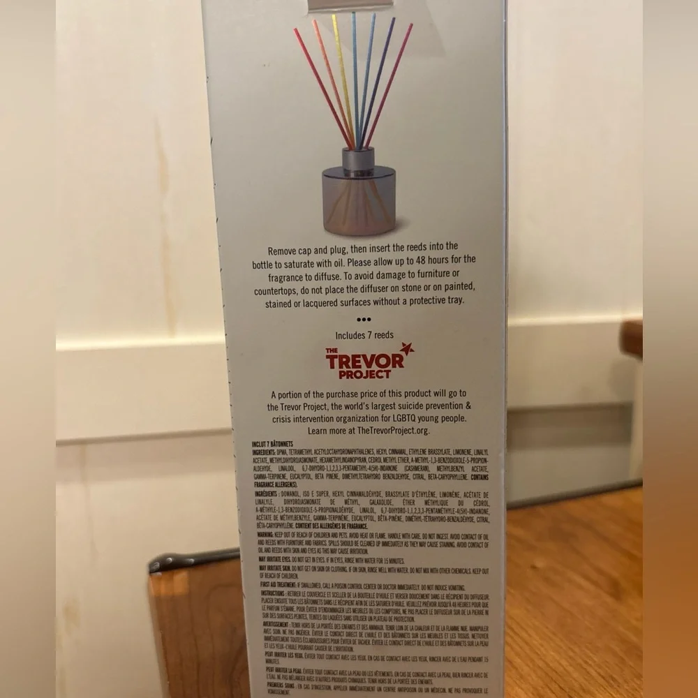 Williams Sonoma Multicolor Reed Diffuser